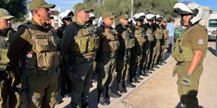 Nueve detenidos durante ronda de Carabineros en comuna de Alto Hospicio