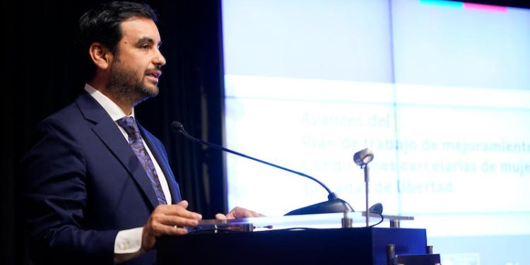 Ministerio de Justicia y DD.HH. presenta avances del Plan de Trabajo de condiciones carcelarias para mujeres