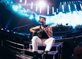 Sebastián Yatra en regreso triunfal al Festival de Viña del Mar