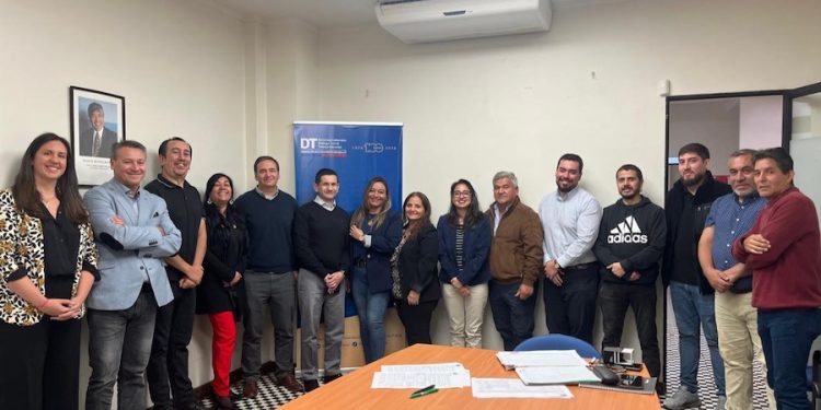 Dirección del Trabajo logra acuerdo entre consorcio periodístico COPESA S.A. y sindicatos de sus diarios y revistas