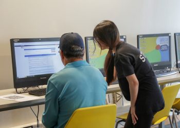 Estudiantes de INACAP Iquique brindan asesoría gratuita a contribuyentes en el marco de la Operación Renta 2025