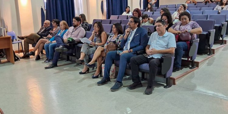 Conversatorio destacó a Gabriela Mistral como profesora rural, poetisa y defensora de los derechos de las mujeres