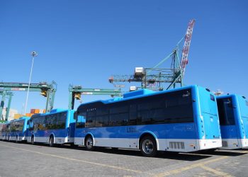 Ya están en Chile los primeros buses eléctricos que circularán en la región