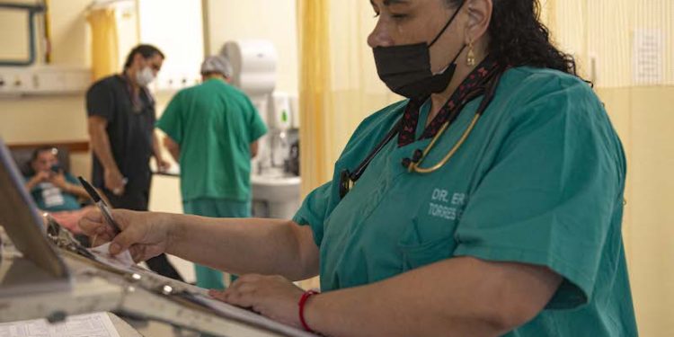 Red Asistencial de Tarapacá refuerza su funcionamiento durante fin de semana largo por Semana Santa