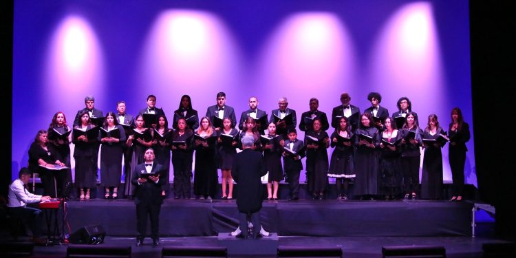 Coros de Cámara y Voces Blancas del Teatro Municipal presentan ciclo de conciertos en Semana Santa