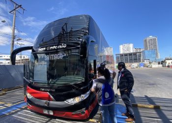 Dirección del Trabajo fiscaliza buses interurbanos por aumento de viajes durante Semana Santa