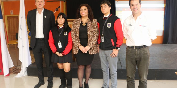 Lanzado por INACAP: Chat con IA busca orientar a las personas a elegir una carrera o curso en base a intereses y expectativas ( Código QR
