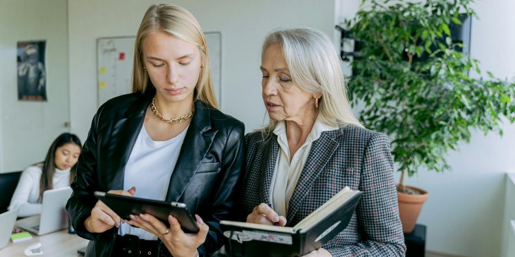 Más allá del sueldo: lo que realmente buscan Millennials y Centennials en un empleo