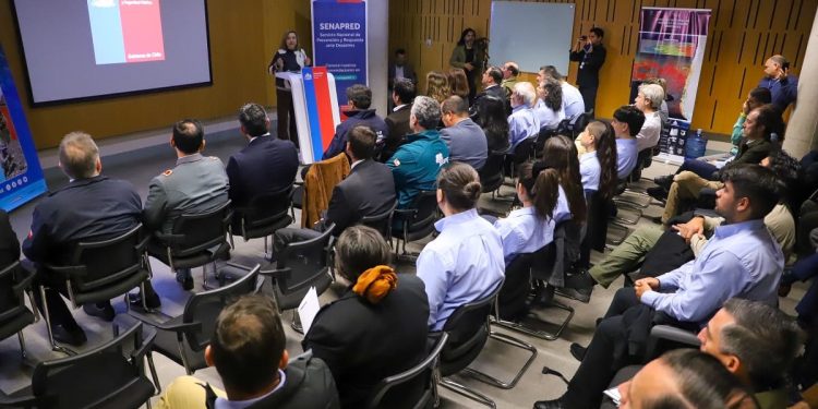 Ministerio de Agricultura y Conaf presentan Mapa de Riesgo por Incendios Forestales