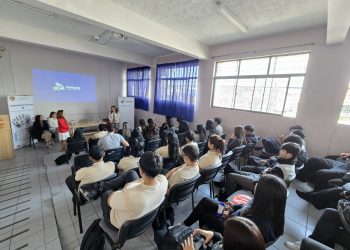 Defensoría de Tarapacá inicia ciclo de charlas sobre Responsabilidad Penal Adolescente en liceos de la región