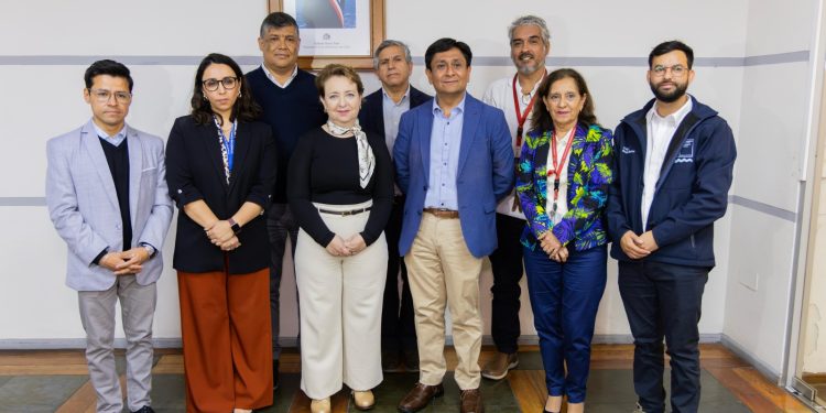 Delegada y Gobernador Regional entregaron detalles del Plan de Acción para el primer Corredor Bioceánico Vial presentado por el Presidente Boric