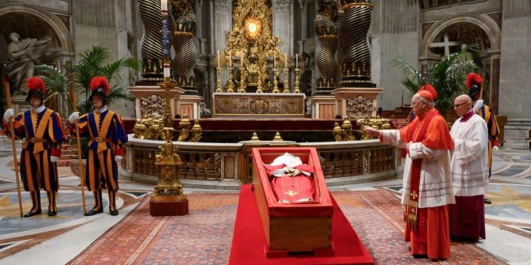 Más de 130 delegaciones internacionales, 50 jefes de Estado y 10 monarcas viajaron para ser parte del funeral del Papa Francisco