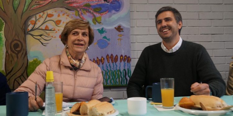 Evelyn Matthei presenta a Diego Paulsen como jefe de campaña