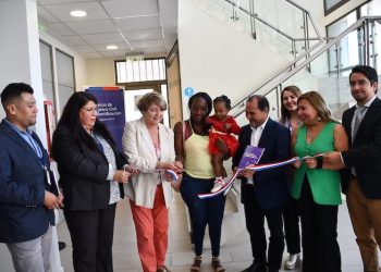 Inauguraron sala de lactancia y baños universales con mudadores en la Oficina Registro Civil de Alto Hospicio