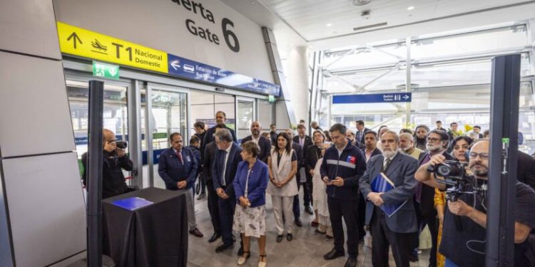 Aeropuerto de Santiago inaugura sala de oración plurireligiosa en Terminal Internacional (T2)