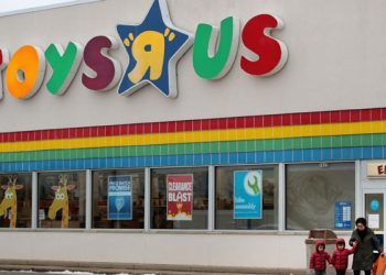 Icónica marca de juguetes Toys»R»Us prepara su arribo a Chile: Llegará a fines de este año