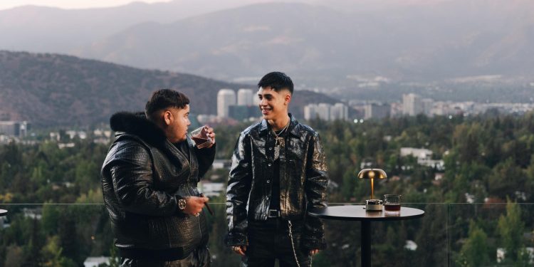 FloyyMenor se une a Cris Mj en un nuevo himno del reggaetón con «Toa»