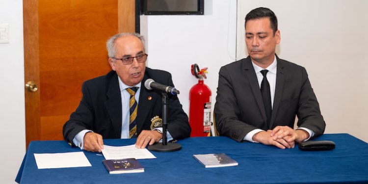 En el Museo Corbeta Esmeralda lanzan libro de autor iquiqueño “La Ruta de Prat”