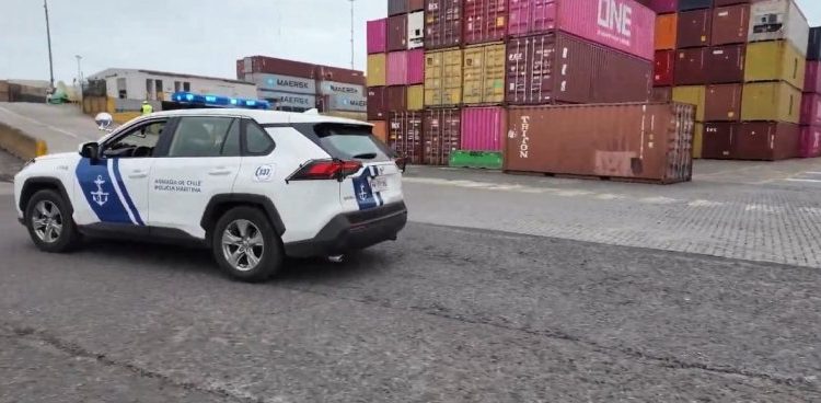Operativo conjunto de Policía Marítima, Fiscalía de Arica, y Aduanas registra cuarta incautación con 108 toneladas de precursores químicos