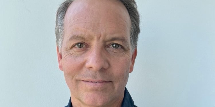 Perros mestizos, por Axel Haleby