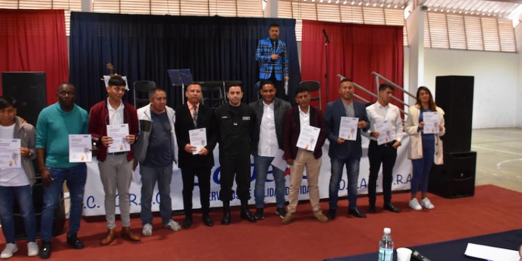 Gerardo Casanova ganó la octava versión del Festival de la Voz del CP de Alto Hospicio