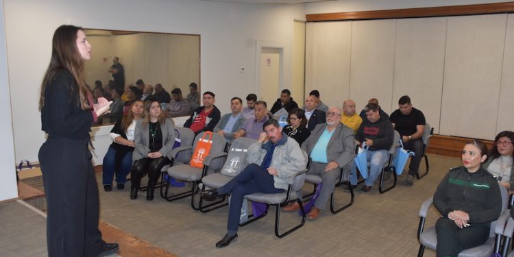 El escuchar con atención puede salvar la vida de una persona con conducta suicida