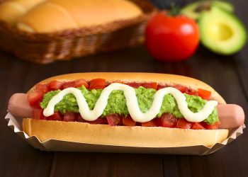 ¡Celebra el Día del Completo con sabor y alegría!