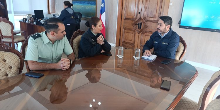 «El gobernador Carvajal comprometió su colaboración con nosotros (Gendarmería)»