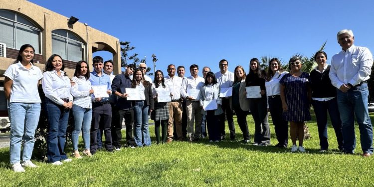 EPI entrega Becas de Excelencia Académica