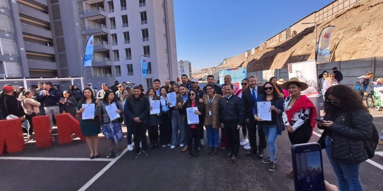 MINVU entrega 600 departamentos en Alto Hospicio y avanza en el Plan de Emergencia Habitacional