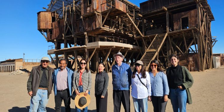 Ministra de las Culturas, las Artes y el Patrimonio encabezó inauguración del Teatro Municipal de Iquique y visita obras de restauración en Humberstone