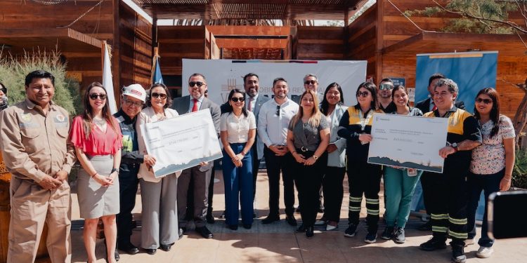 Gobierno de Tarapacá financiará proyectos para fortalecer la salud y educación técnica en Pozo Almonte