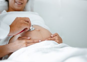 Día de la Madre: Revisa tus niveles de hierro, un acto de amor para ti y tu futuro bebé