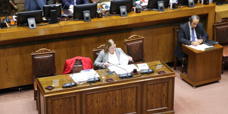 Sala del Senado despacha a ley proyecto de Simplificación Regulatoria y Promoción de la Actividad Económica