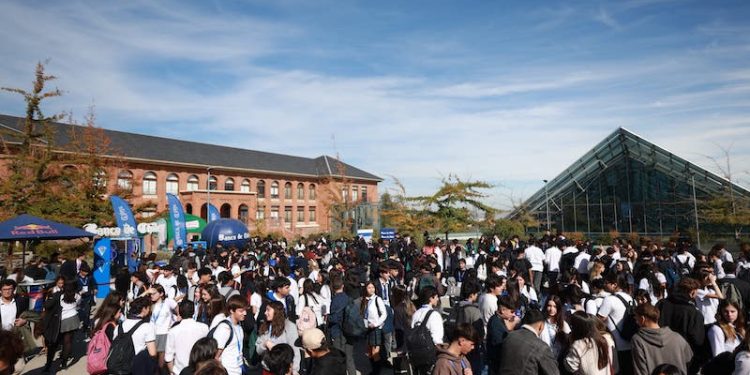 Especialistas Universidad de Chile advierten la necesidad de contrarrestar cifras de sedentarismo en Chile