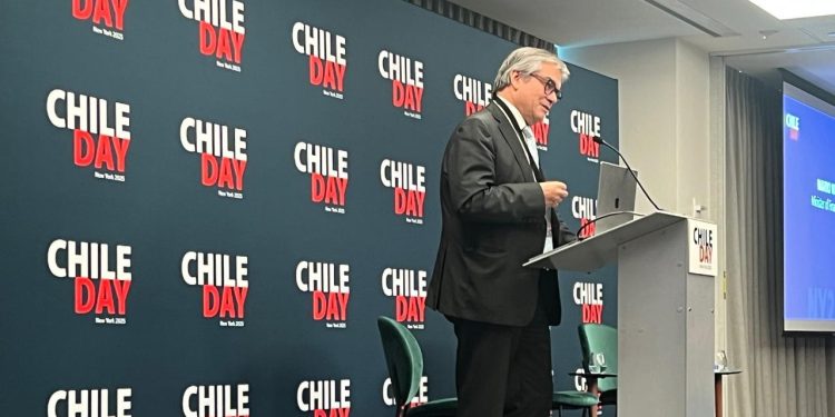 Chile Day: ministro Marcel anuncia proyectos para incentivar inversión en descarbonización e hidrógeno verde