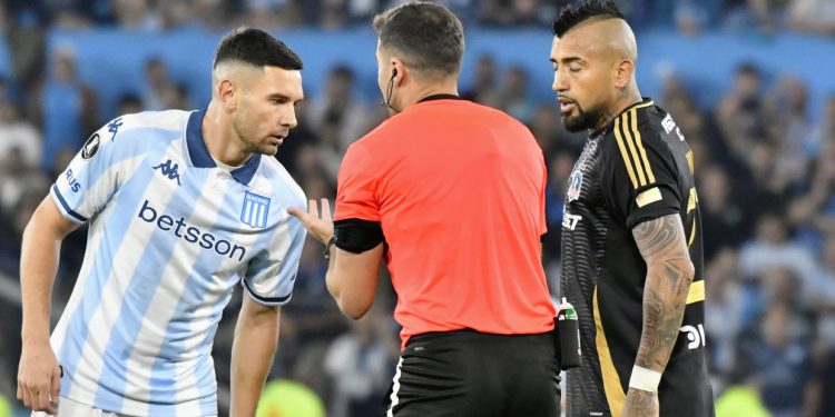 Racing aplastó a Colo Colo, se clasificó a los octavos de final de la Copa Libertadores y dejó atrás el mal trago de Platense