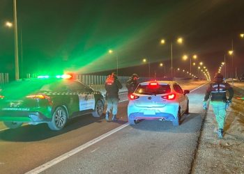 Servicio nocturno de Carabineros finalizó con 5 detenidos