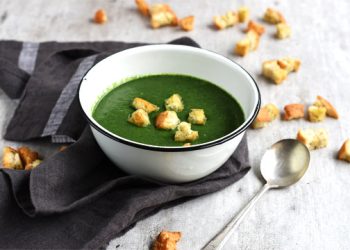 Crema de espinacas casera