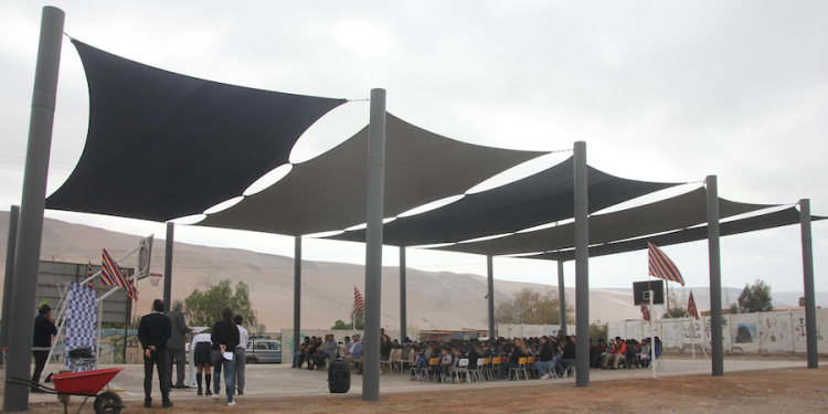 $713 millones para sombreaderos de establecimientos educacionales del SLEP Chinchorro