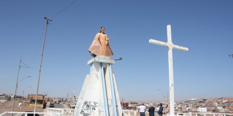 Después de 19 años pintaron imagen de la Virgen de Las Peñas en el Cerro La Cruz
