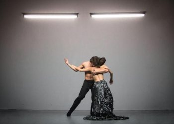 Ballet Nacional Chileno celebra 80 años con retrospectiva de su director artístico Mathieu Guilhaumon