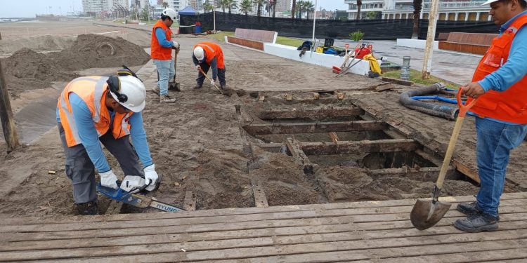 Trabajos en línea de impulsión Playa Brava
