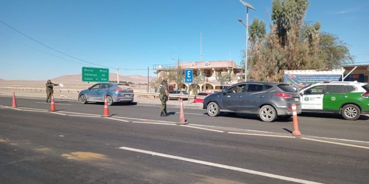 Carabineros de Tarapacá: Más de  mil 500 controles de tránsito en el fin de semana largo