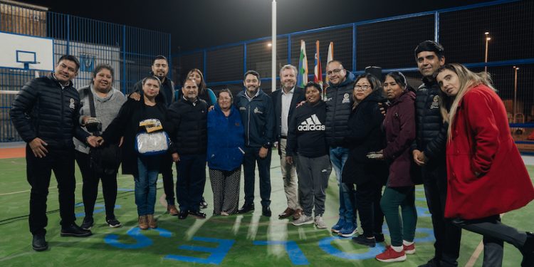 Mejores espacios públicos: Alto Hospicio suma remodelada multicancha