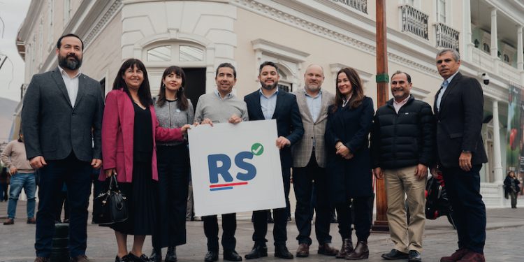 Ingresa al GORE: Entregan RS al proyecto de restauración de la Ex Aduana de Iquique