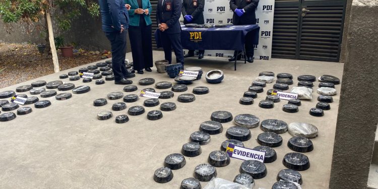 Investigación de PDI y Fiscalía de Arica: Incautan 214 kilos de clorhidrato de cocaína ocultos en brocas de perforación de uso minero
