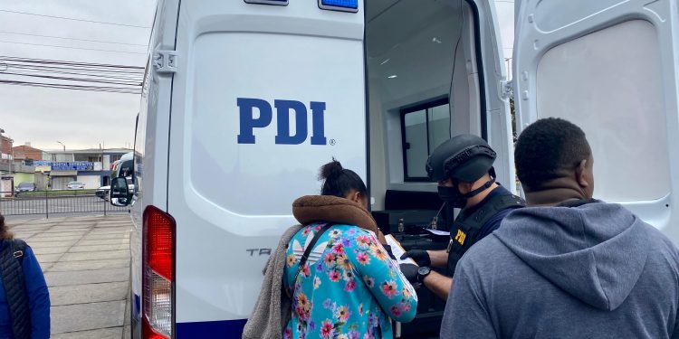 PDI: Destacan más de 90 operativos de fiscalización de extranjeros y más de 500 kilos de drogas incautadas