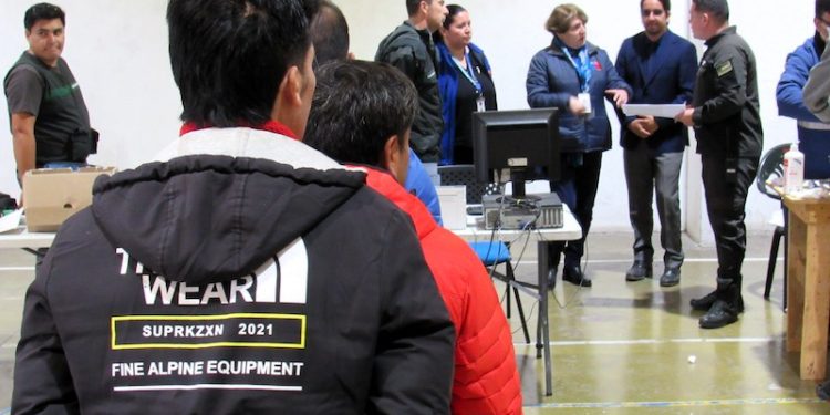 Seguridad pública: Se realizó masiva toma de muestras de ADN en cárcel de Alto Hospicio