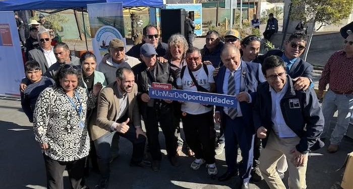 Ministro de Economía visita región de Antofagasta para relevar las gestiones del Gobierno y apoyar a la pesca artesanal